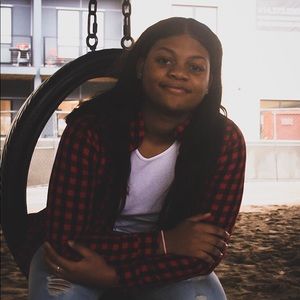 Meet your Posher, Amaya